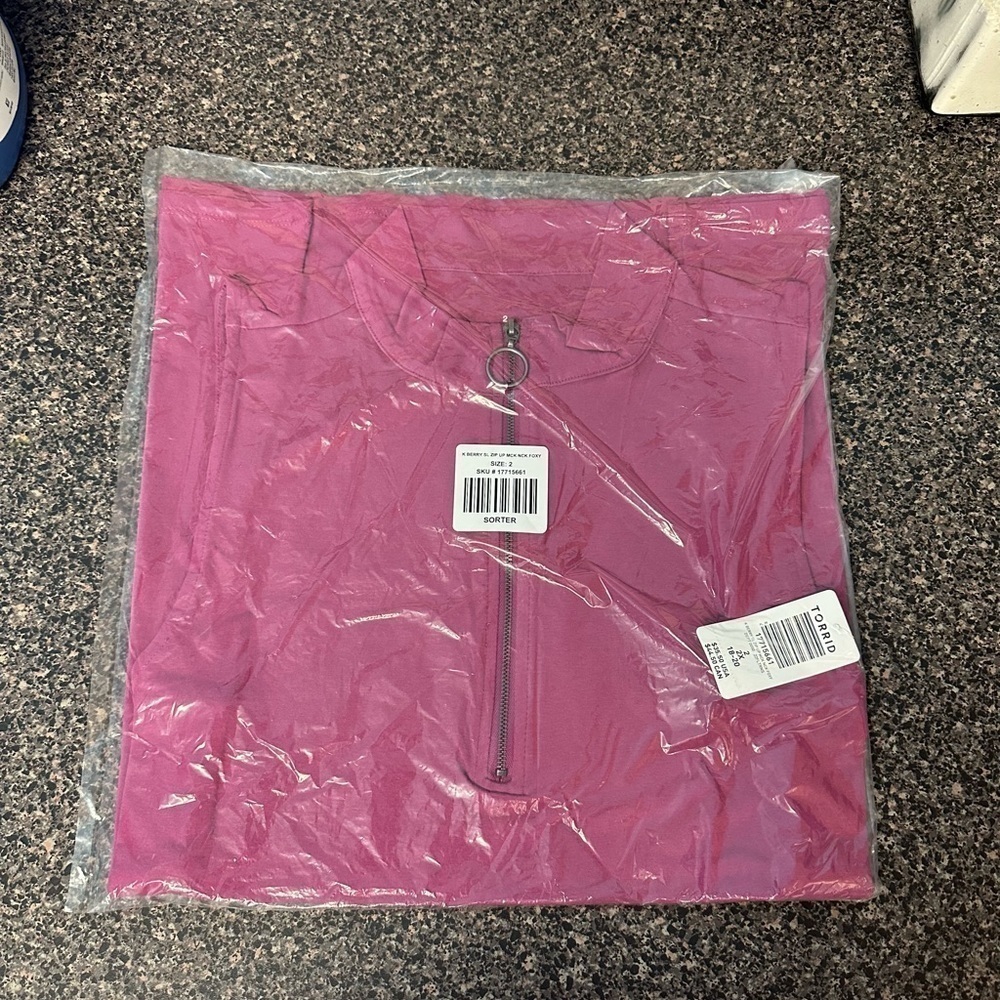 Torrid Foxy Mock Neck Zip Up Tank size 2x